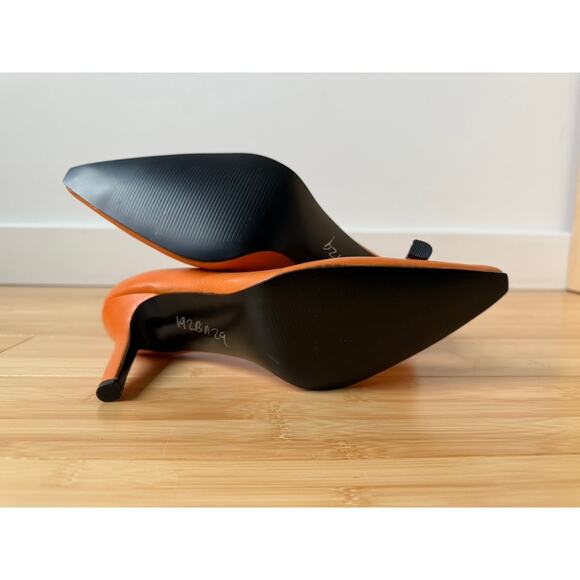 CF BY FALCHI CARLOS FALCHI ORANGE LEATHER PUMPS POINTED TOE HEELS SIZE 7.5 - Picture 9 of 9